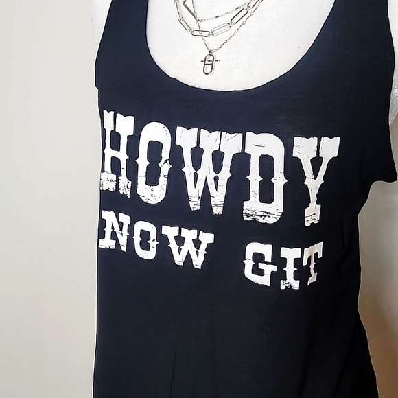 Woman's Howdy Now Git Soft Tank Top - Picture 2 of 4